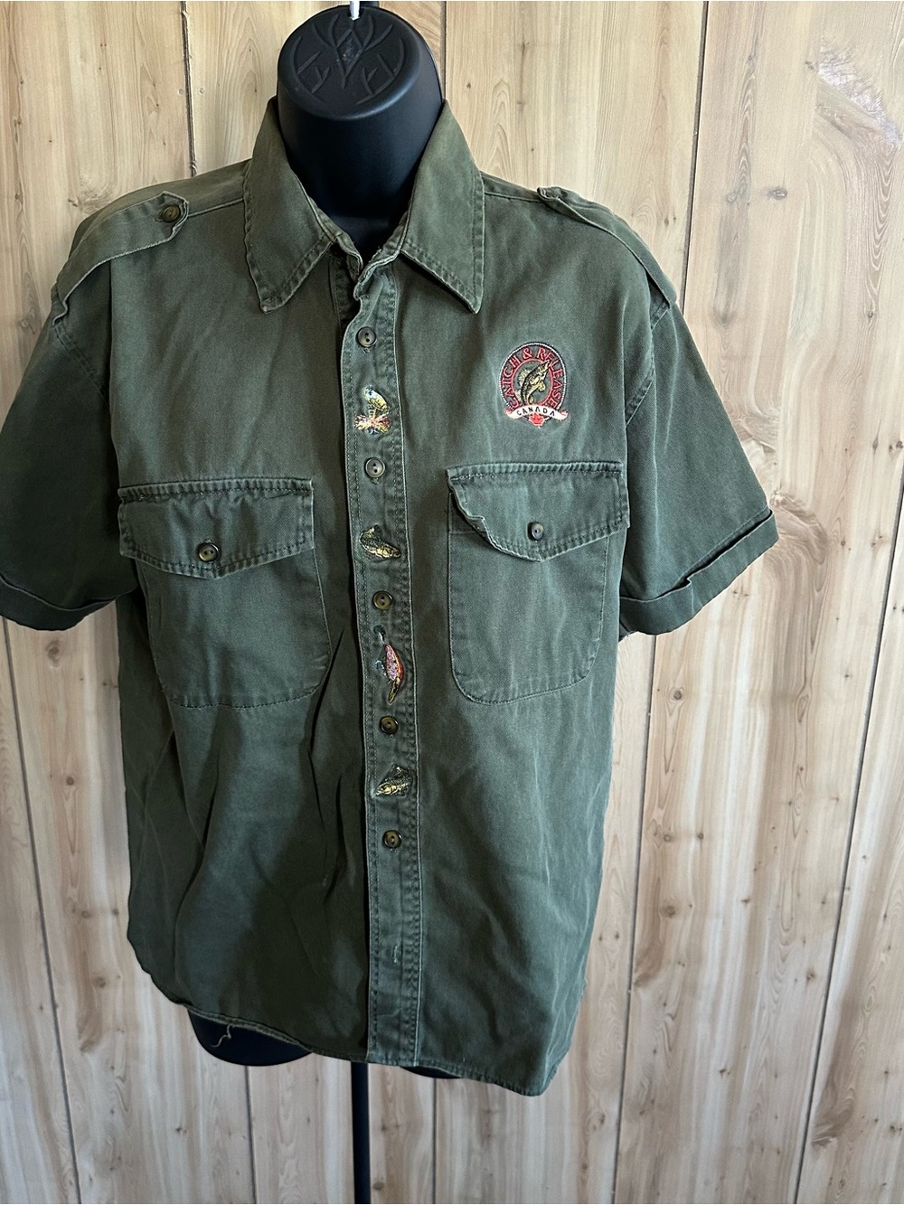 Vintage Olive Green Short Sleeve Utility Shirt, fishing catch and release Canada